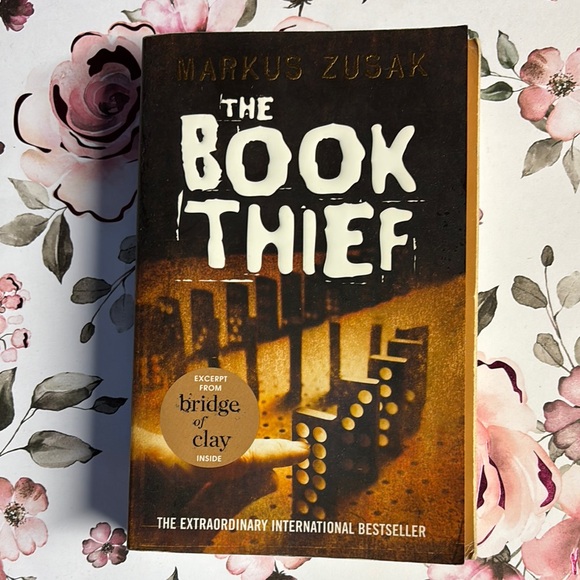 The Book Thief by Markus Zusak - Picture 1 of 2